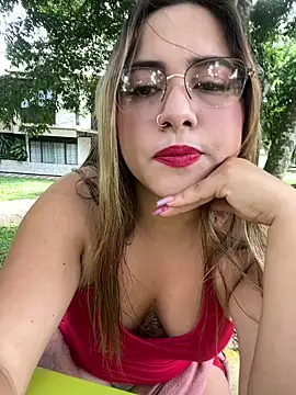 Snapshot of lunaxxx_69 chatting on 02-05-26, 08:48 lunaxxx 69 online show from 02-05-26, 08:48