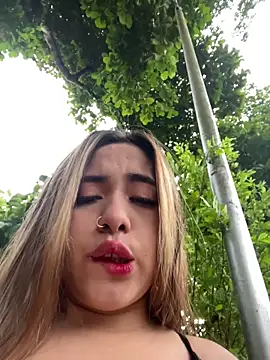 lunaxxx 69 online show from 11-17-25, 10:14