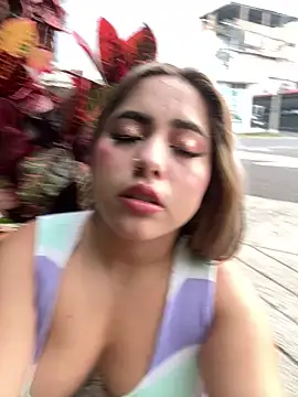 lunaxxx 69 online show from 03-26-26, 08:40