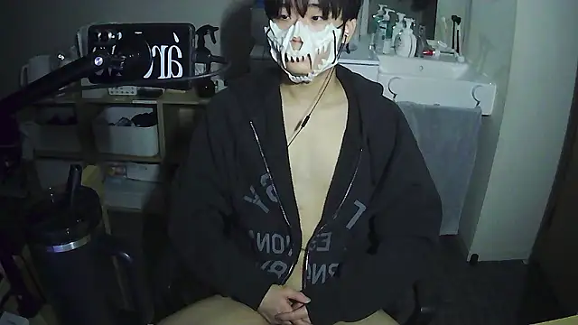 sdamvo2 online show from 03-12-26, 01:59