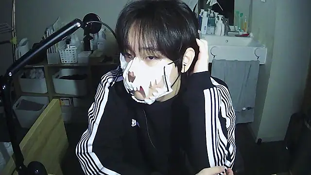 sdamvo2 online show from 07-16-26, 03:42