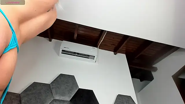 Dylan Turnerr online show from 09-29-25, 08:58