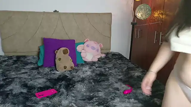 Sweetlove 243 online show from 10-25-25, 07:18