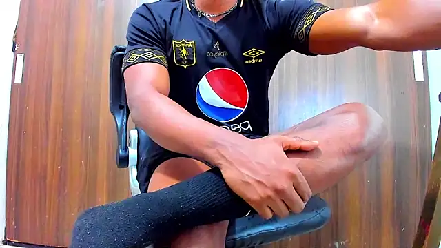 Snapshot of Dreamastercum_ chatting on 02-03-26, 10:37 Dreamastercum online show from 02-03-26, 10:37