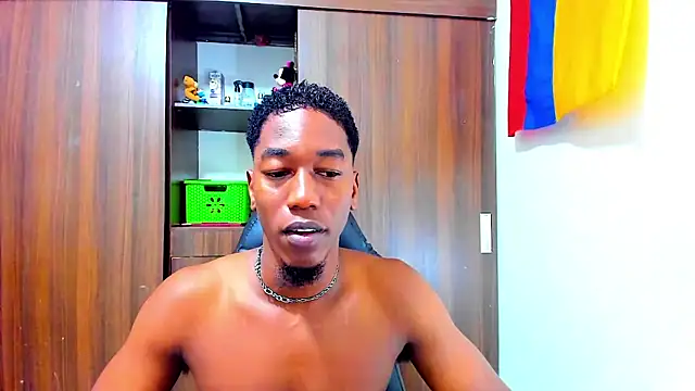 Snapshot of Dreamastercum_ chatting on 02-19-26, 12:35 Dreamastercum online show from 02-19-26, 12:35