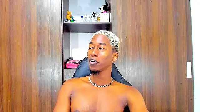 Dreamastercum  online show from 10-10-25, 01:23