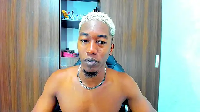 Dreamastercum  online show from 10-08-25, 01:45