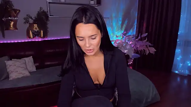 DanaSincere online show from 04-10-26, 03:46