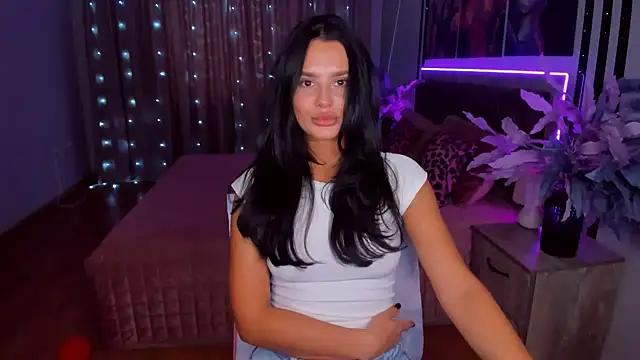 DanaSincere online show from 03-13-25, 06:37