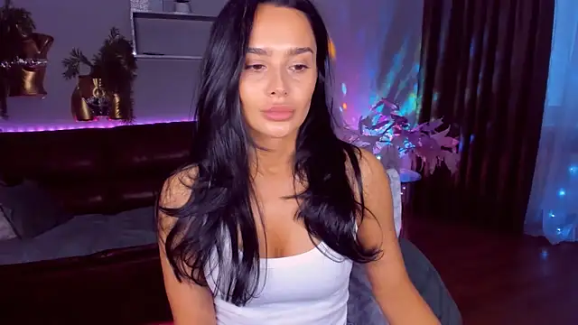 DanaSincere online show from 04-24-26, 03:52