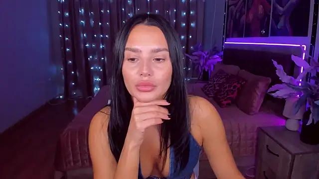 DanaSincere online show from 03-18-25, 03:34