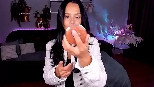 DanaSincere online show from 06-03-26, 03:40