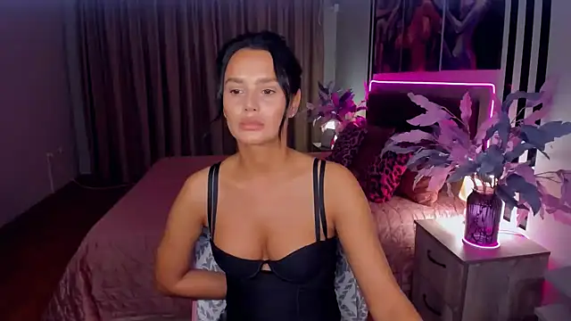 DanaSincere online show from 10-14-25, 04:13