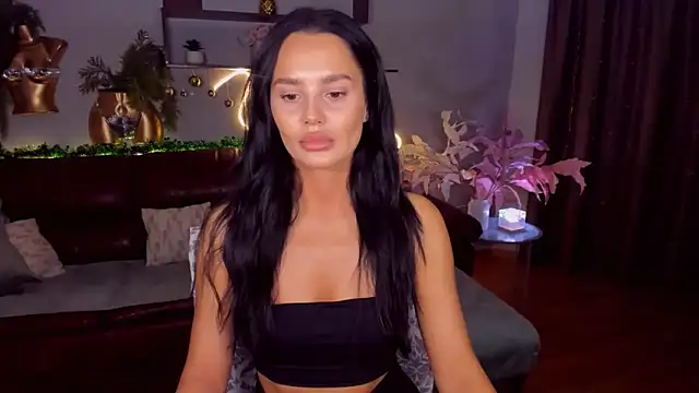 DanaSincere online show from 12-17-25, 04:17