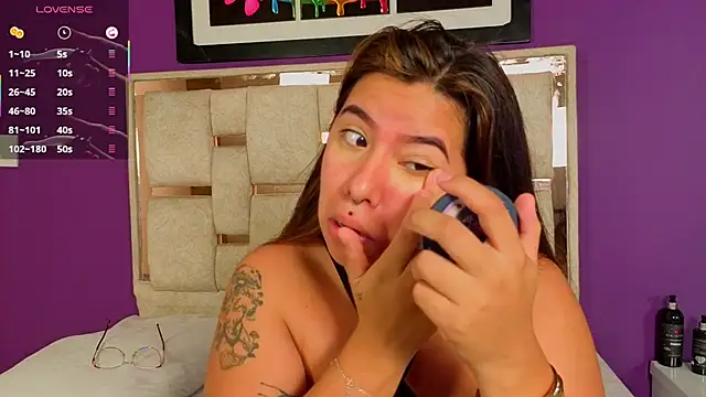 emilyy cooperr online show from 04-13-26, 12:09