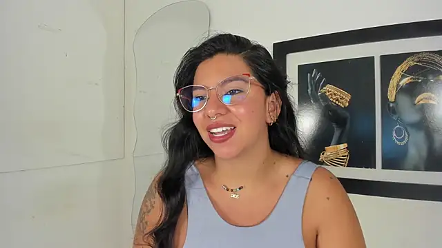 emilyy cooperr online show from 12-16-25, 12:20