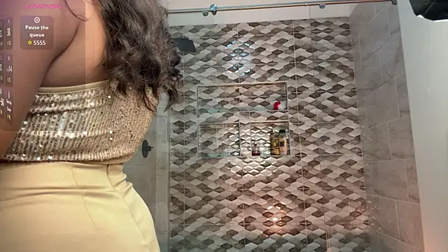 emilyy cooperr online show from 11-01-25, 12:21