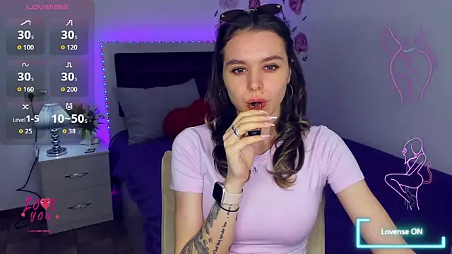 EmelyMason online show from 04-20-26, 05:54