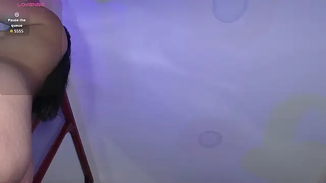 milu23   online show from 03-17-26, 02:31