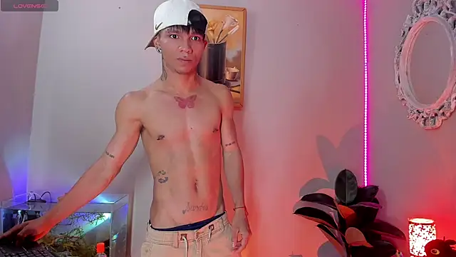 CRAZY-BOY99 online show from 10-08-25, 10:28