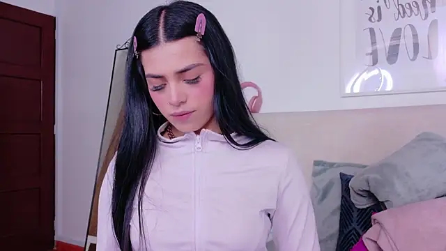 SaritaBratz online show from 11-05-25, 08:34