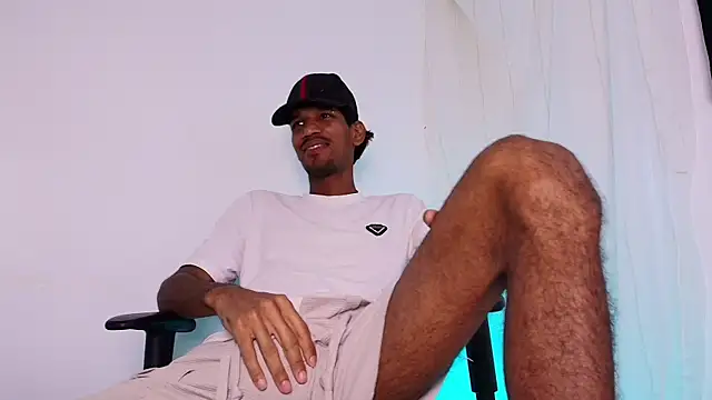 Miguel bigcock online show from 12-19-25, 02:08