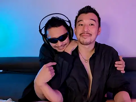 Snapshot of JOKERandKOUHEY chatting on 03-04-25, 12:01 JOKERandKOUHEY online show from 03-04-25, 12:01