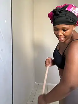 Beyoncex05 online show from 11-23-25, 02:38