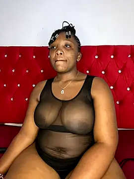 Beyoncex05 online show from 10-28-25, 11:14