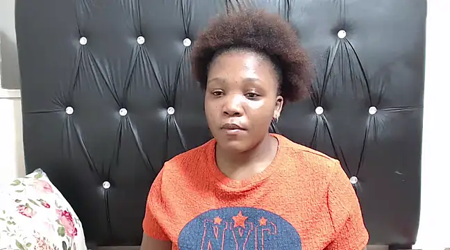 Beyoncex05 online show from 03-11-25, 03:12