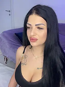 IrisRossie online show from 01-14-26, 06:17