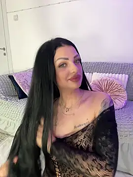 Snapshot of IrisRossie chatting on 05-11-26, 05:20 IrisRossie online show from 05-11-26, 05:20