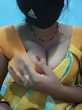 Sexyradha  online show from 06-30-26, 04:29