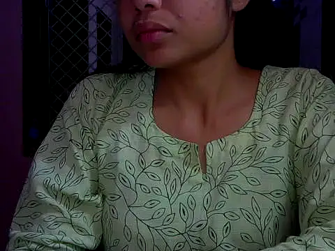 Snapshot of mayra89 chatting on 10-23-25, 01:43 mayra89 online show from 10-23-25, 01:43