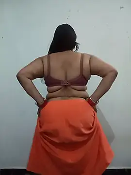 Snapshot of Neha-Bhabhi-Rasily chatting on 05-10-26, 09:02 Neha-Bhabhi-Rasily online show from 05-10-26, 09:02