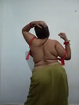 Snapshot of Neha-Bhabhi-Rasily chatting on 05-18-26, 07:07 Neha-Bhabhi-Rasily online show from 05-18-26, 07:07