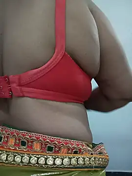 Snapshot of Neha-Bhabhi-Rasily chatting on 06-01-26, 08:47 Neha-Bhabhi-Rasily online show from 06-01-26, 08:47
