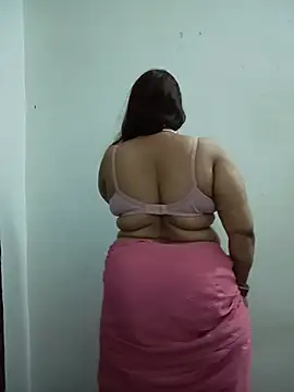 Snapshot of Neha-Bhabhi-Rasily chatting on 07-24-26, 04:08 Neha-Bhabhi-Rasily online show from 07-24-26, 04:08