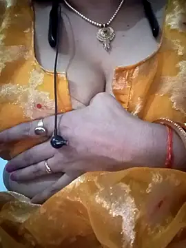 Snapshot of Neha-Bhabhi-Rasily chatting on 09-25-25, 03:34 Neha-Bhabhi-Rasily online show from 09-25-25, 03:34