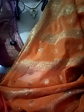 Snapshot of Neha-Bhabhi-Rasily chatting on 09-28-25, 11:39 Neha-Bhabhi-Rasily online show from 09-28-25, 11:39