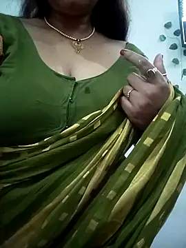 Snapshot of Neha-Bhabhi-Rasily chatting on 10-08-25, 11:56 Neha-Bhabhi-Rasily online show from 10-08-25, 11:56