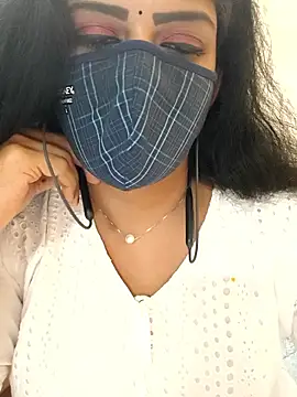 Snapshot of ashmitha chatting on 11-17-25, 08:46 ashmitha online show from 11-17-25, 08:46