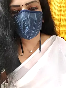 Snapshot of ashmitha chatting on 12-02-25, 06:31 ashmitha online show from 12-02-25, 06:31