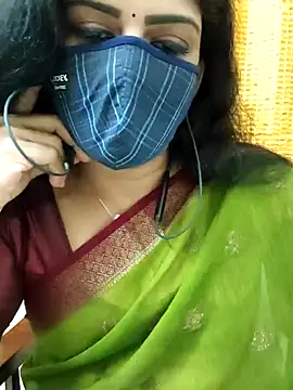 Snapshot of ashmitha chatting on 11-23-25, 12:48 ashmitha online show from 11-23-25, 12:48