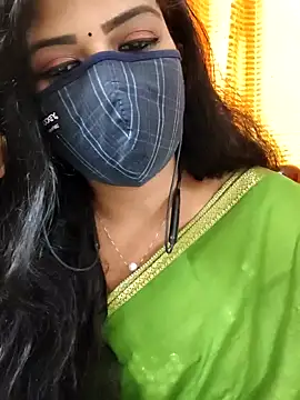 Snapshot of ashmitha chatting on 12-16-25, 09:13 ashmitha online show from 12-16-25, 09:13