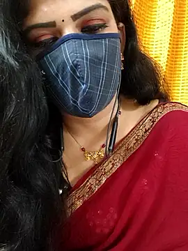 Snapshot of ashmitha chatting on 12-13-25, 08:04 ashmitha online show from 12-13-25, 08:04