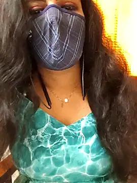 Snapshot of ashmitha chatting on 11-26-25, 03:39 ashmitha online show from 11-26-25, 03:39