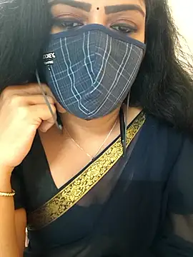 Snapshot of ashmitha chatting on 11-17-25, 08:40 ashmitha online show from 11-17-25, 08:40