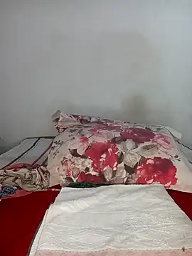 Missvixen81 online show from 03-16-26, 05:44