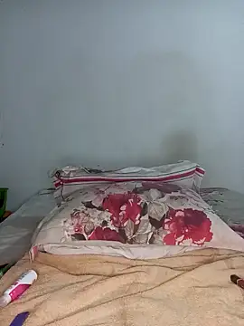 Missvixen81 online show from 04-05-26, 09:10